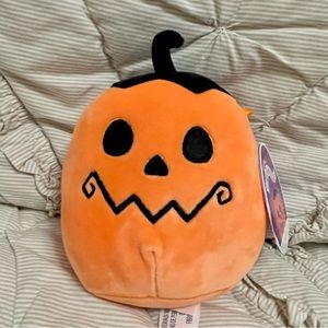 Squishmallows - 5” pumpkin